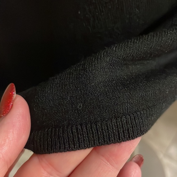 FRAME women’s ruffled deep V neck sleeveless sweater knit top black NEW! Size L - Picture 6 of 11